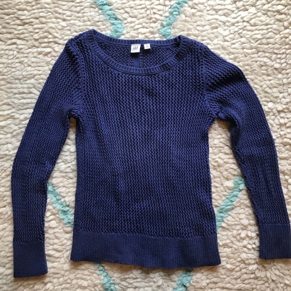 EUC Blue Gap Sweater